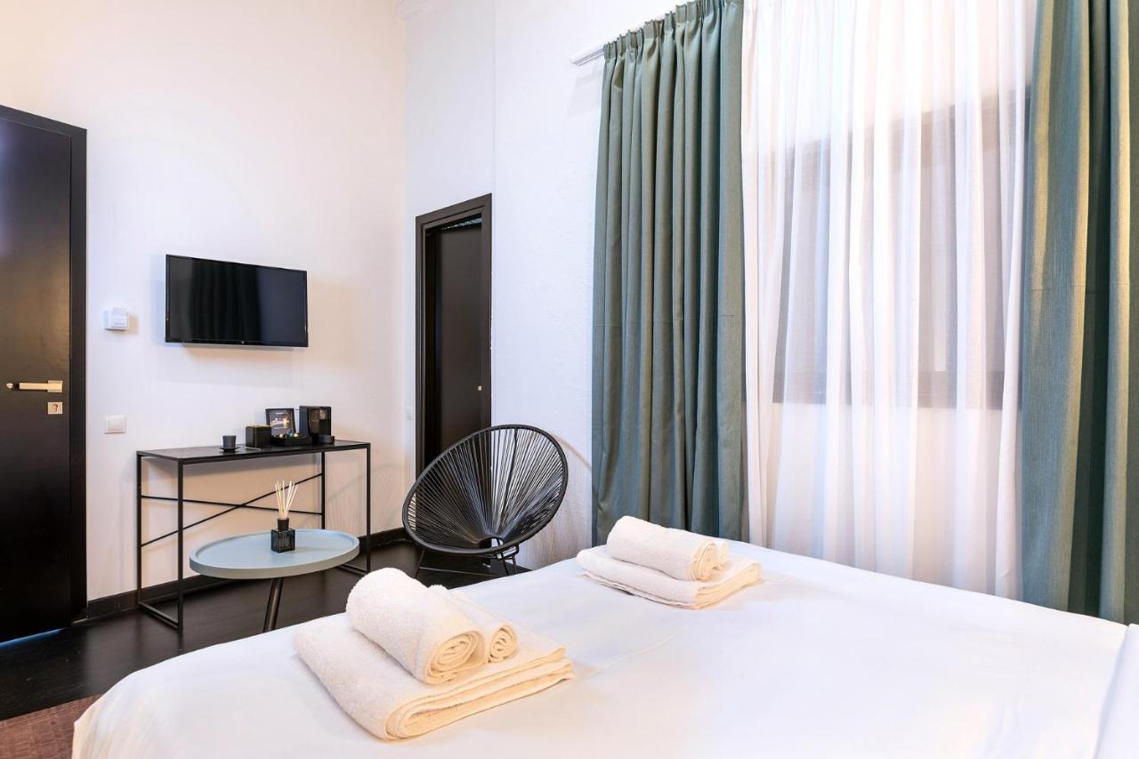 Nin&Bau Sarri 2 Hotel Athens Exterior photo